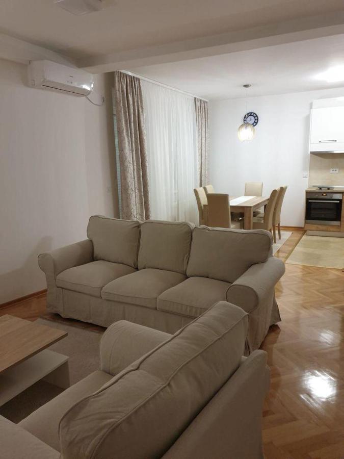 Dobi Apartmani Wing Jagodina Extérieur photo