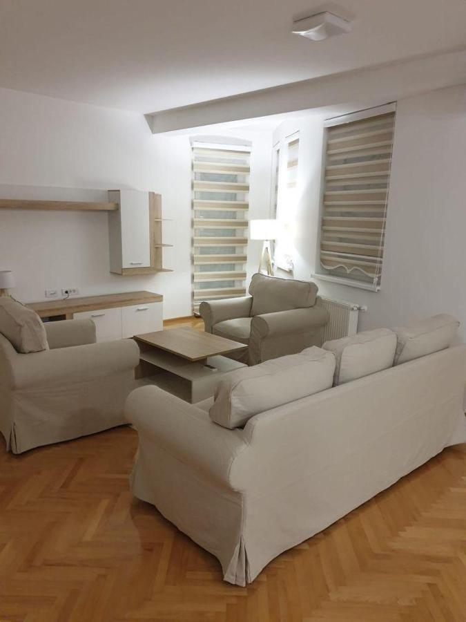 Dobi Apartmani Wing Jagodina Extérieur photo